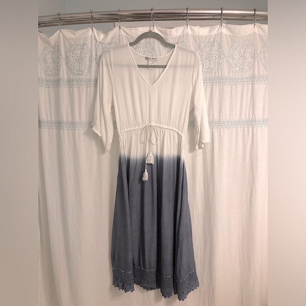 Beachy gradient White and Blue Midi Dress